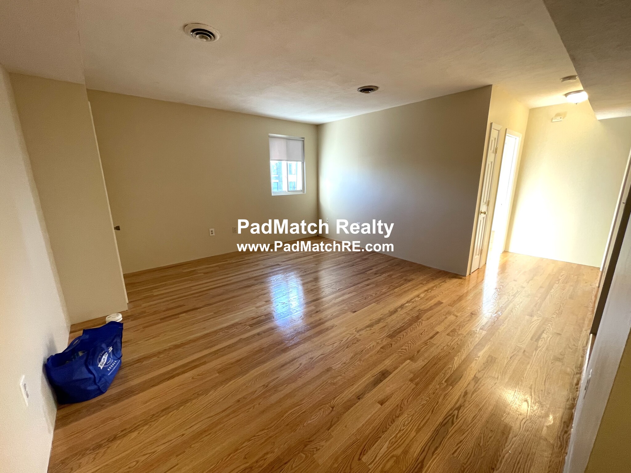 385 Dorchester St, South Boston