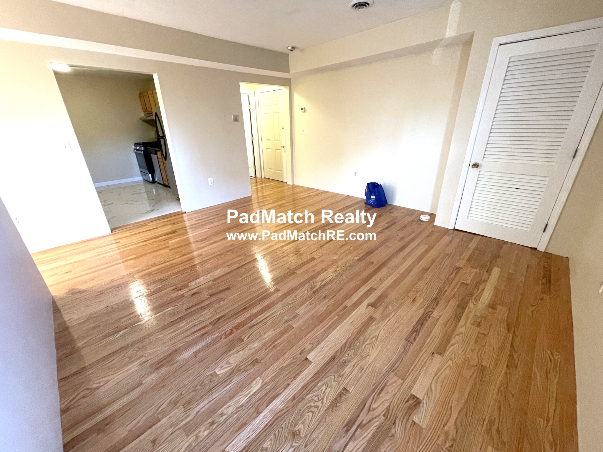 385 Dorchester St, South Boston