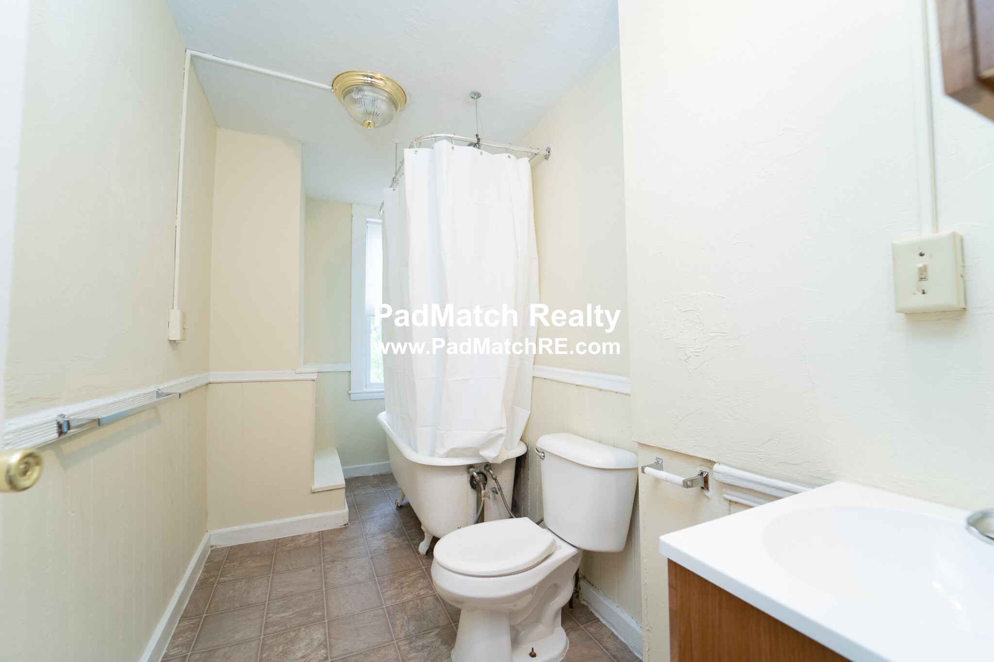 24 Greylock Rd, Allston