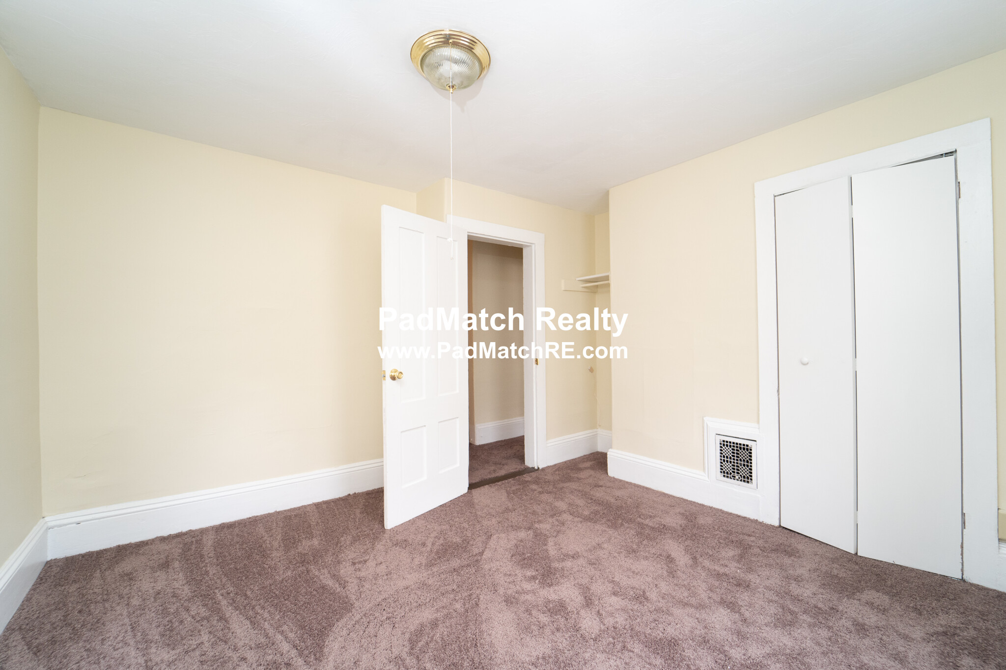 24 Greylock Rd, Allston