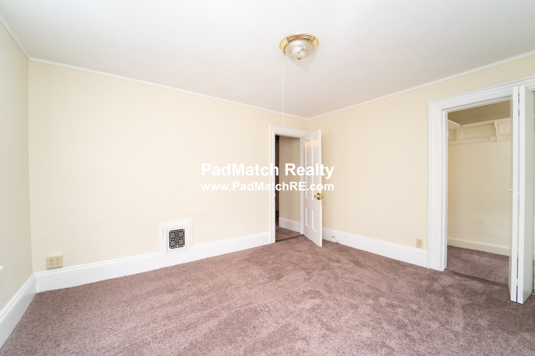 24 Greylock Rd, Allston