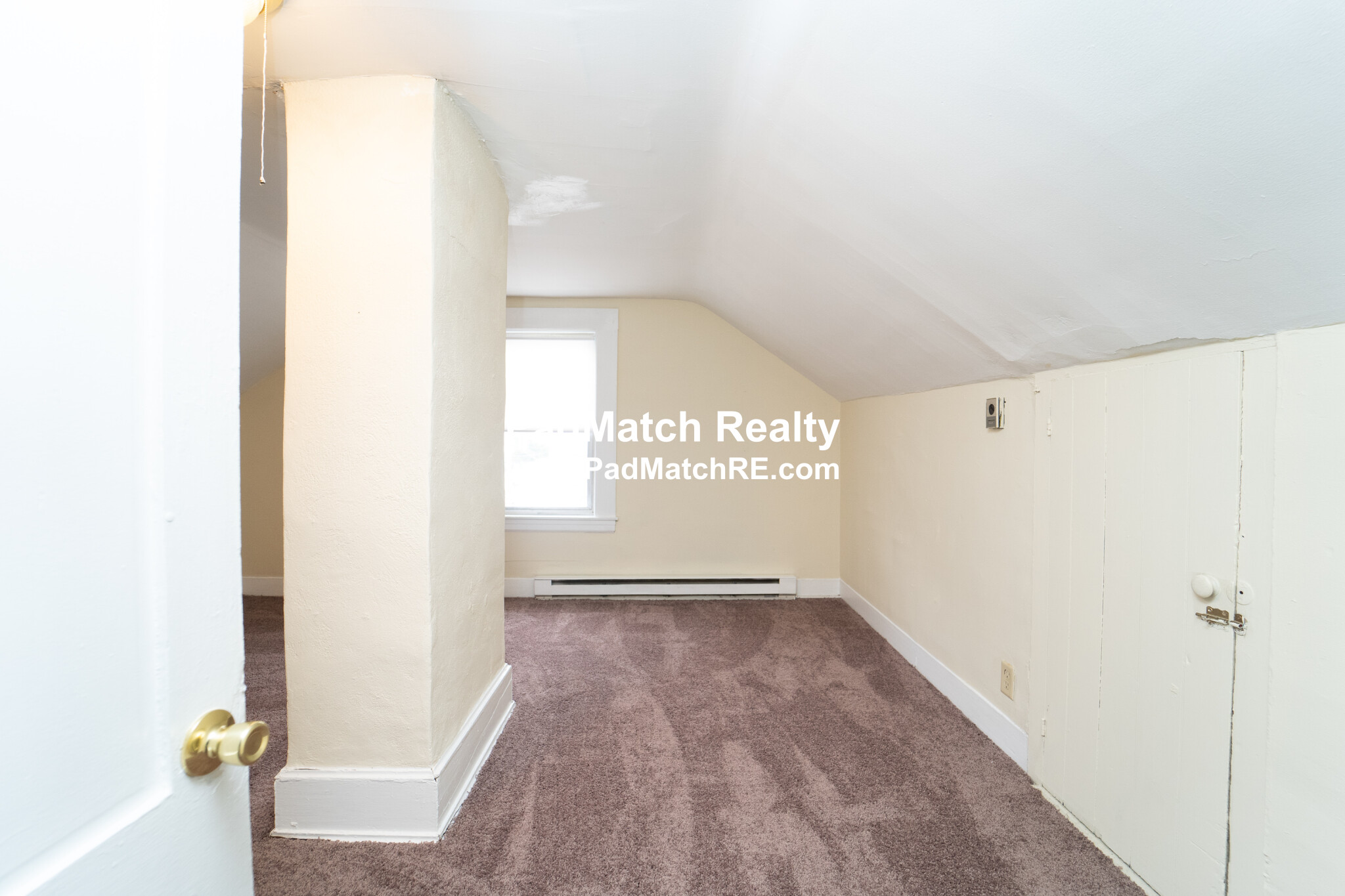 24 Greylock Rd, Allston