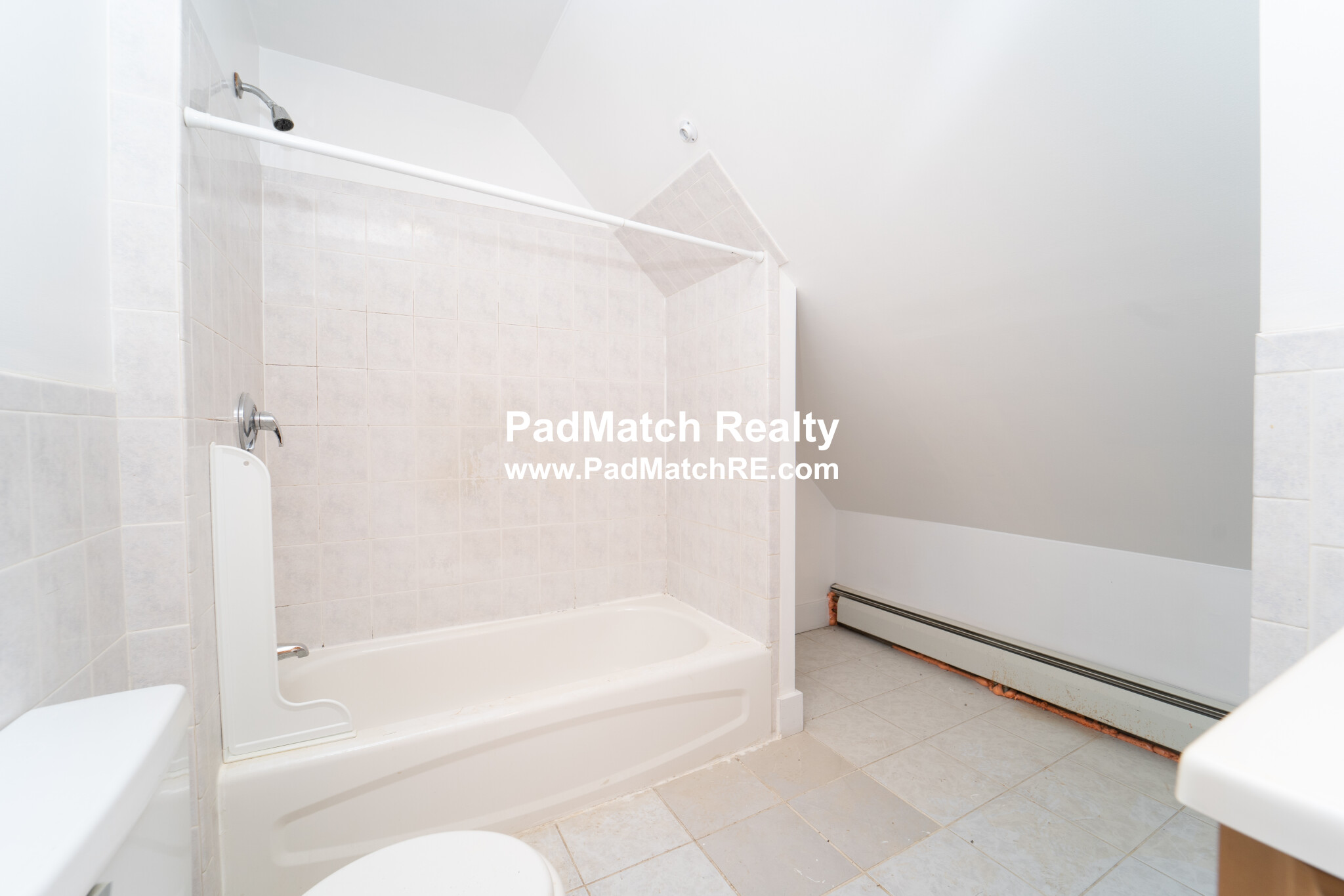 2 bed, 1 bath apartment for rent at 186 Bowdoin St Unit 3, Dorchester — photo 11 of 14
