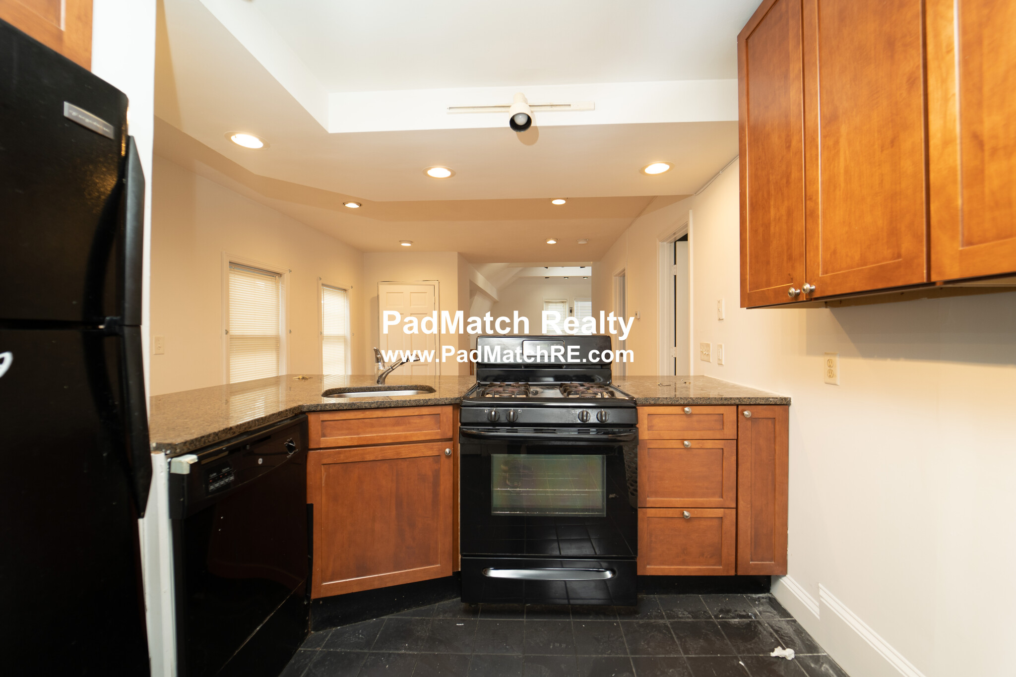 6 Bowdoin Park, Dorchester