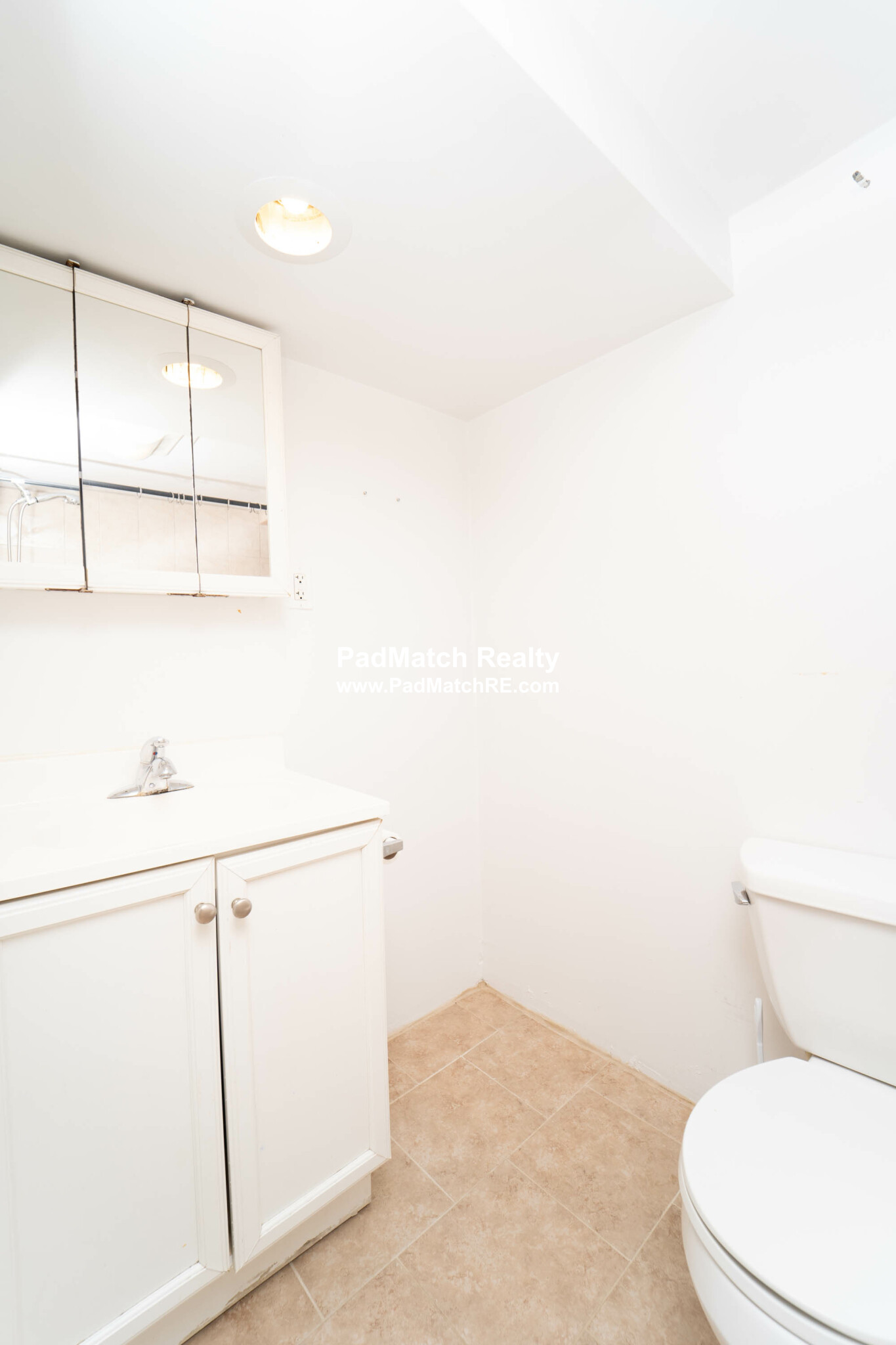 1776 Commonwealth Ave, Brighton