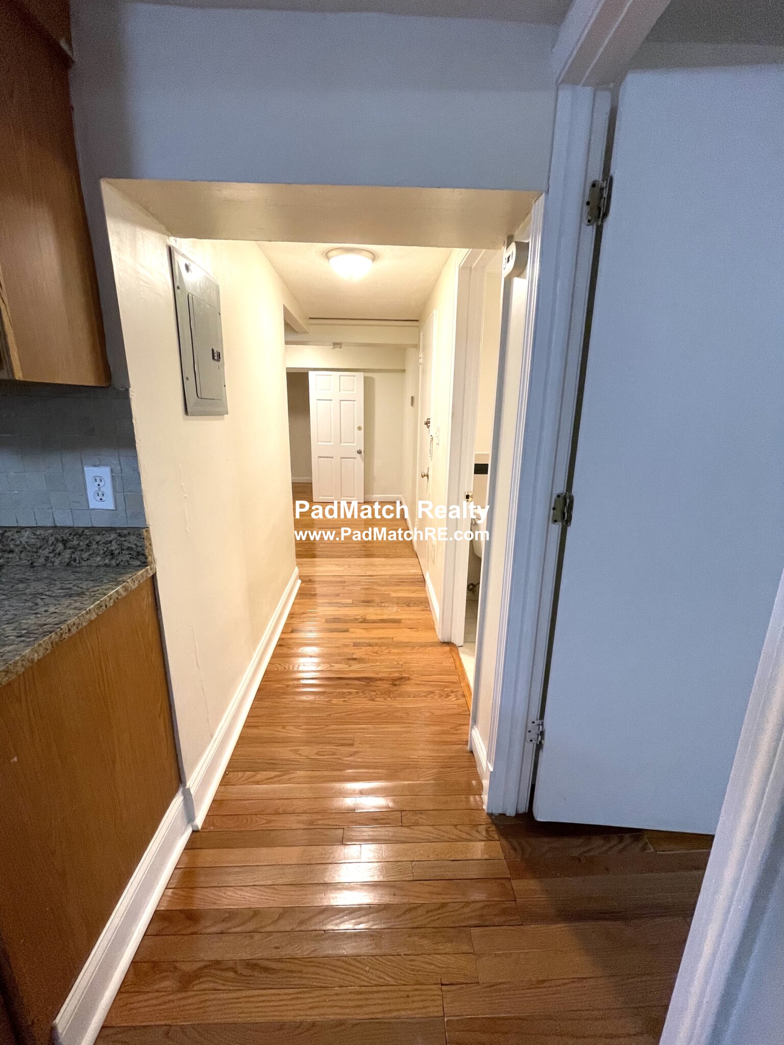 2 President Ter, Brighton