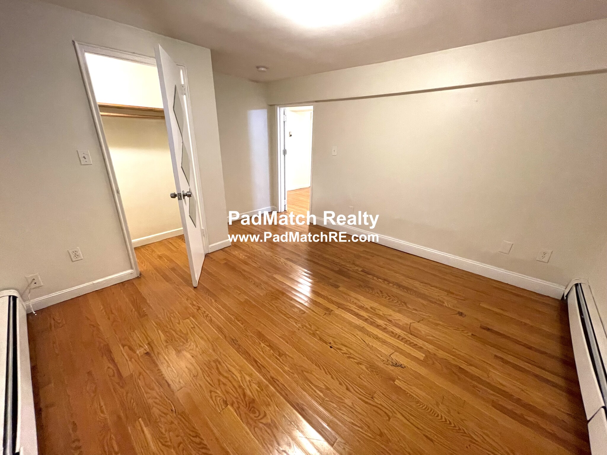 2 President Ter, Brighton