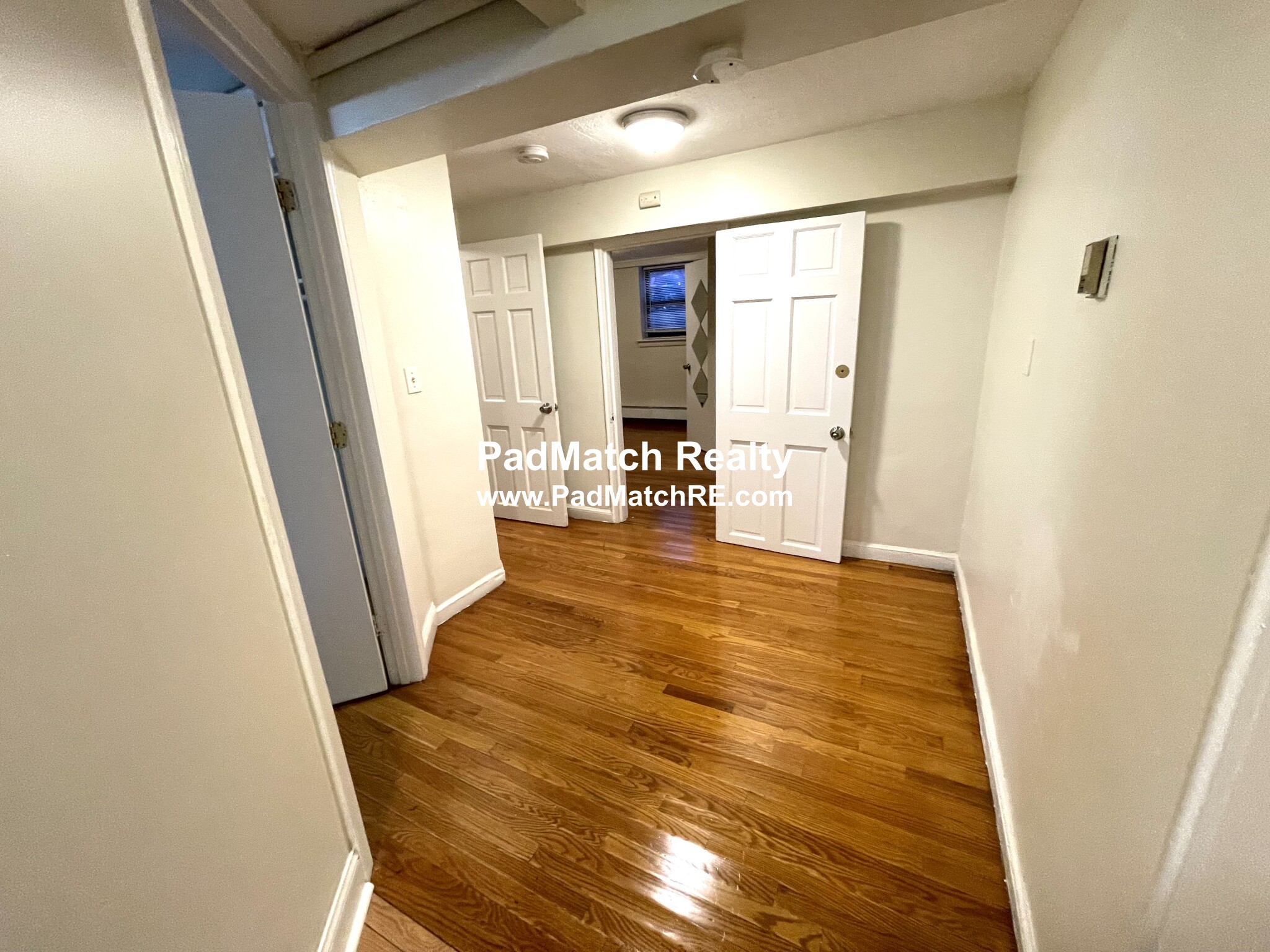 2 President Ter, Brighton