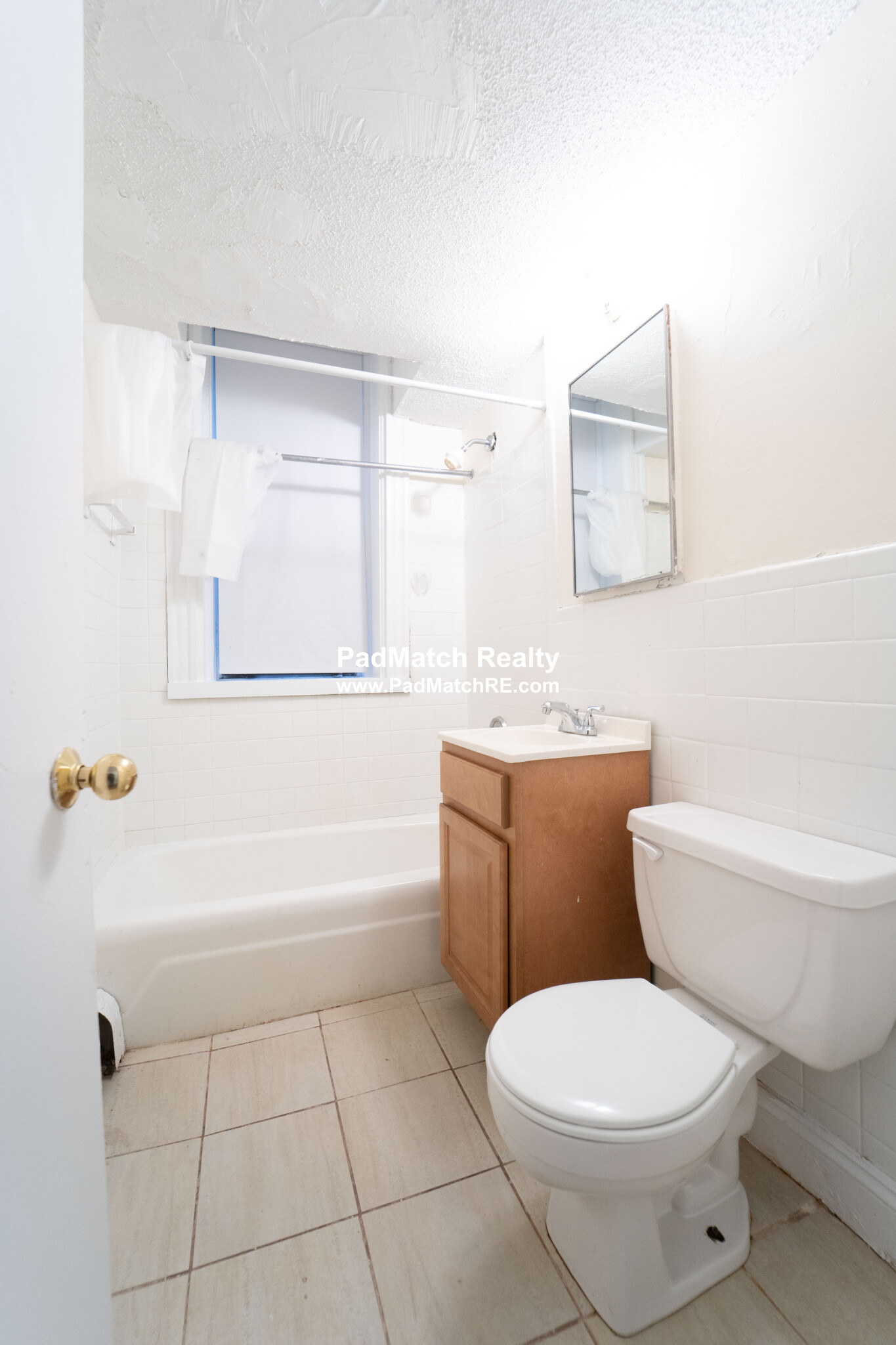 1156 Commonwealth Ave, Allston