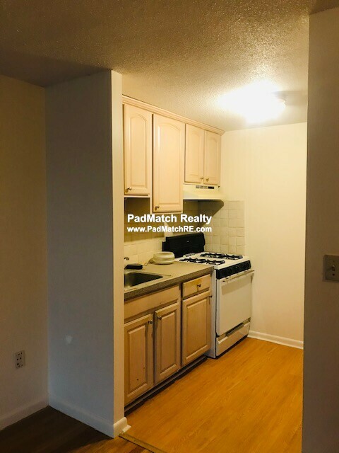 Studio bed, 1 bath apartment for rent at 805 Mount Auburn St Unit 13, Watertown — photo 5 of 5