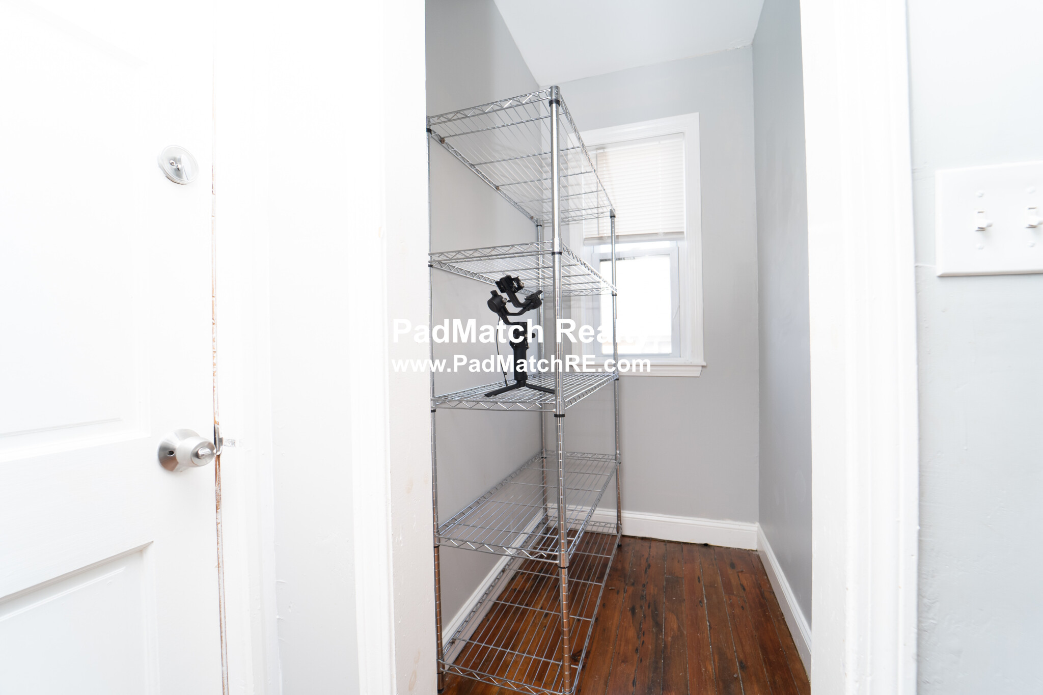 Photo 6 of 99 Bellingham St. Unit 2