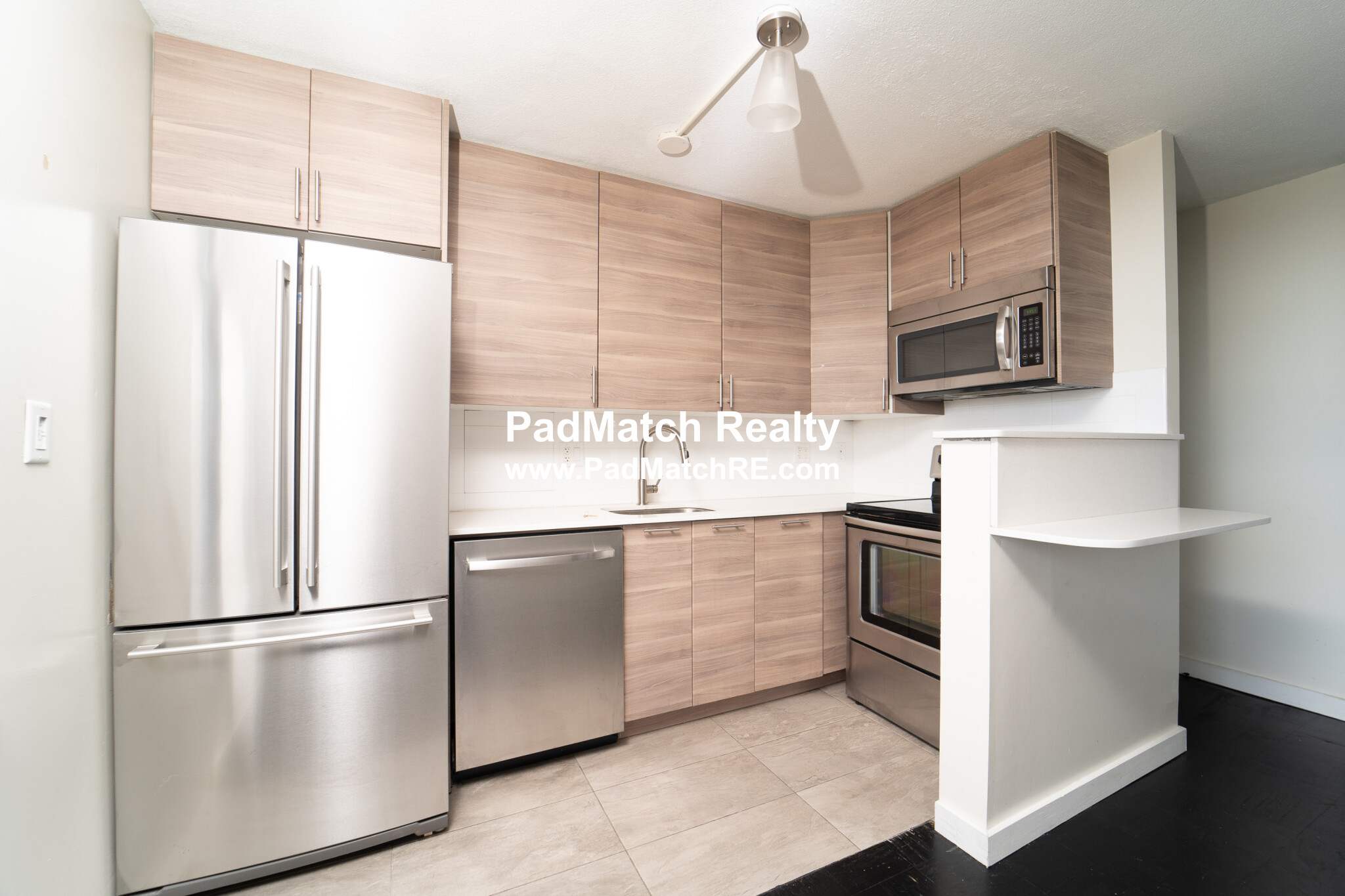 125 Trapelo Rd, Cushing Square