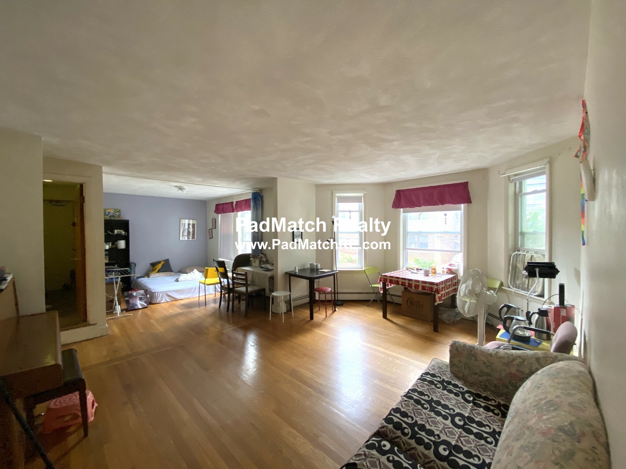 310 Tappan St, Washington Square