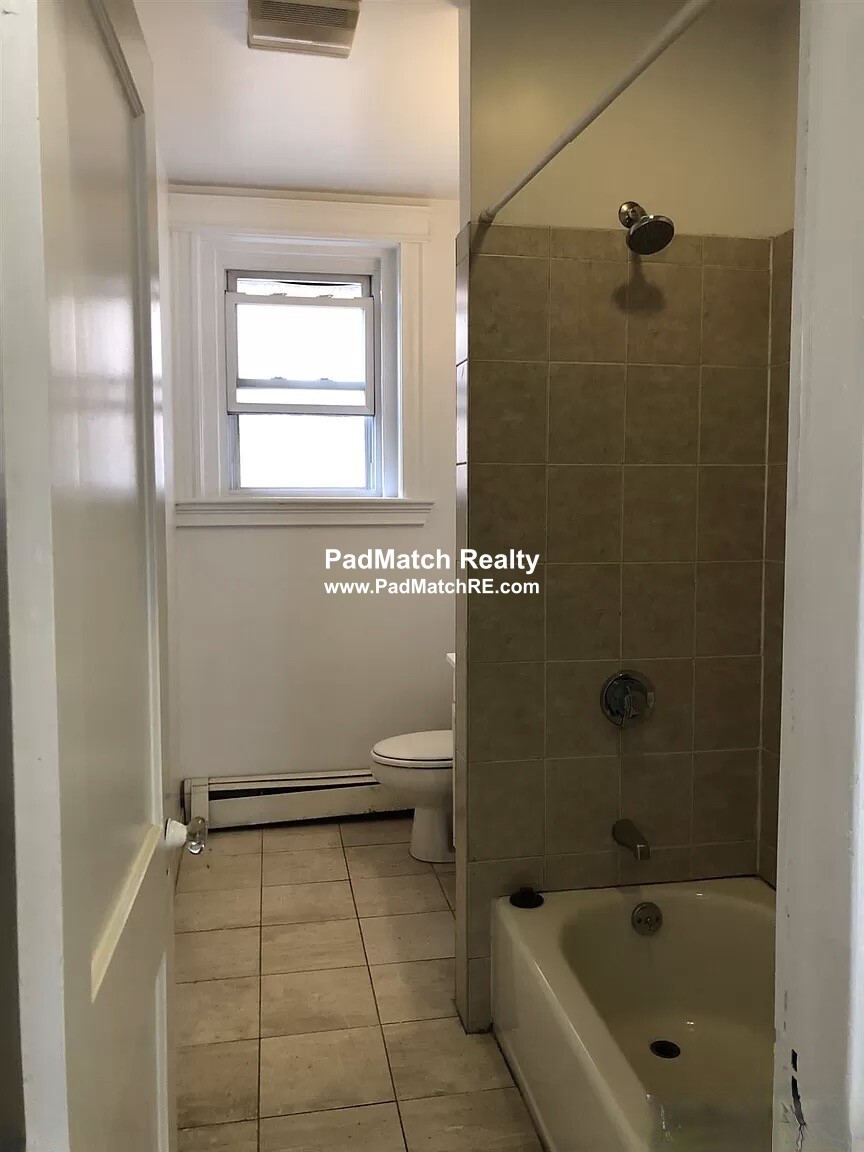 45 Orkney Rd, Brighton