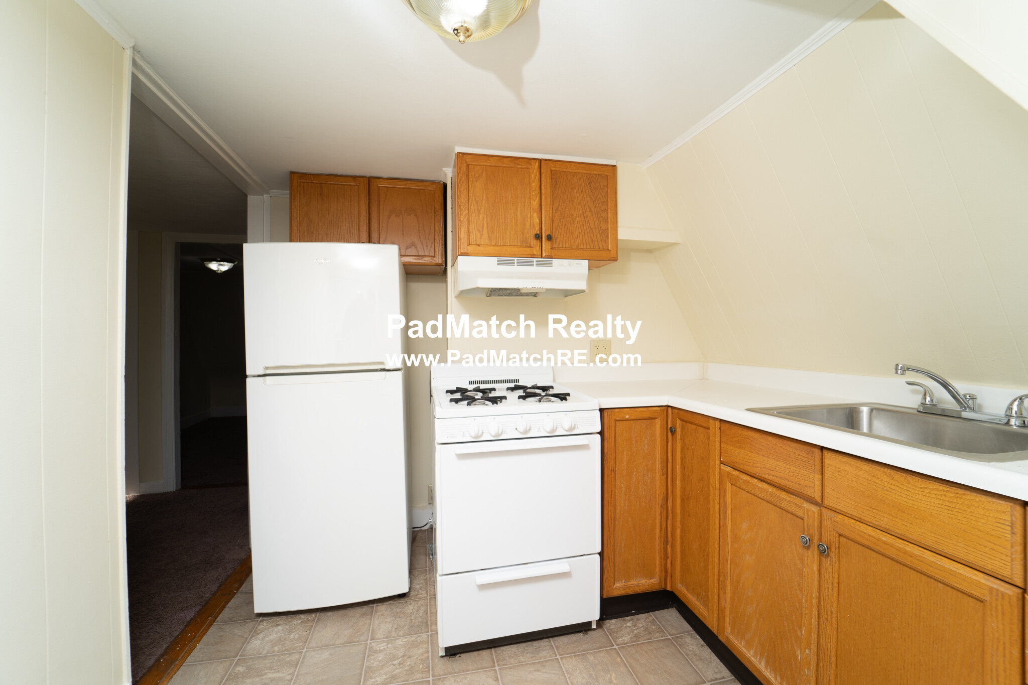 1 bed, 1 bath apartment for rent at 62 Maple St Unit 3, Hyde Park — photo 9 of 16