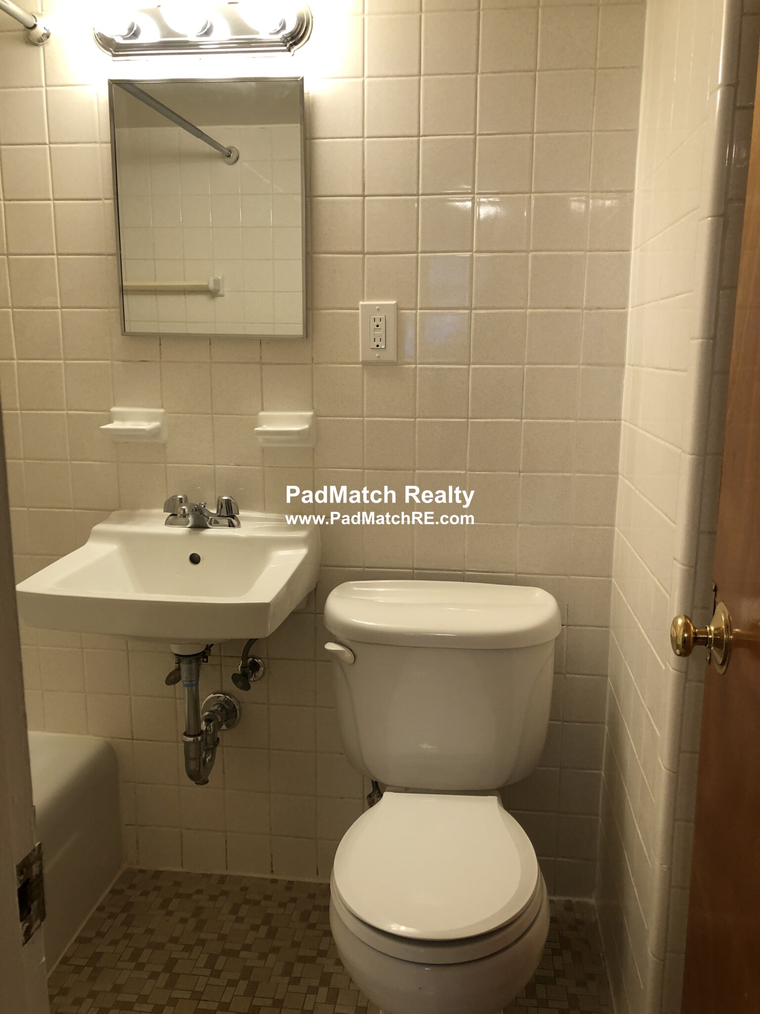 168 North Beacon St, Brighton