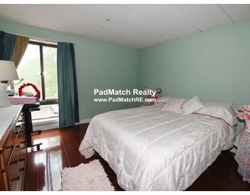 2 bed, 1 bath apartment for rent at 000 Main Unit 14, Weymouth — photo 6 of 7