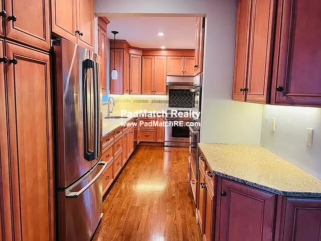 4 bed, 4+ bath apartment for rent at 2054 Beacon St Unit HOUSE, Newton — photo 5 of 8