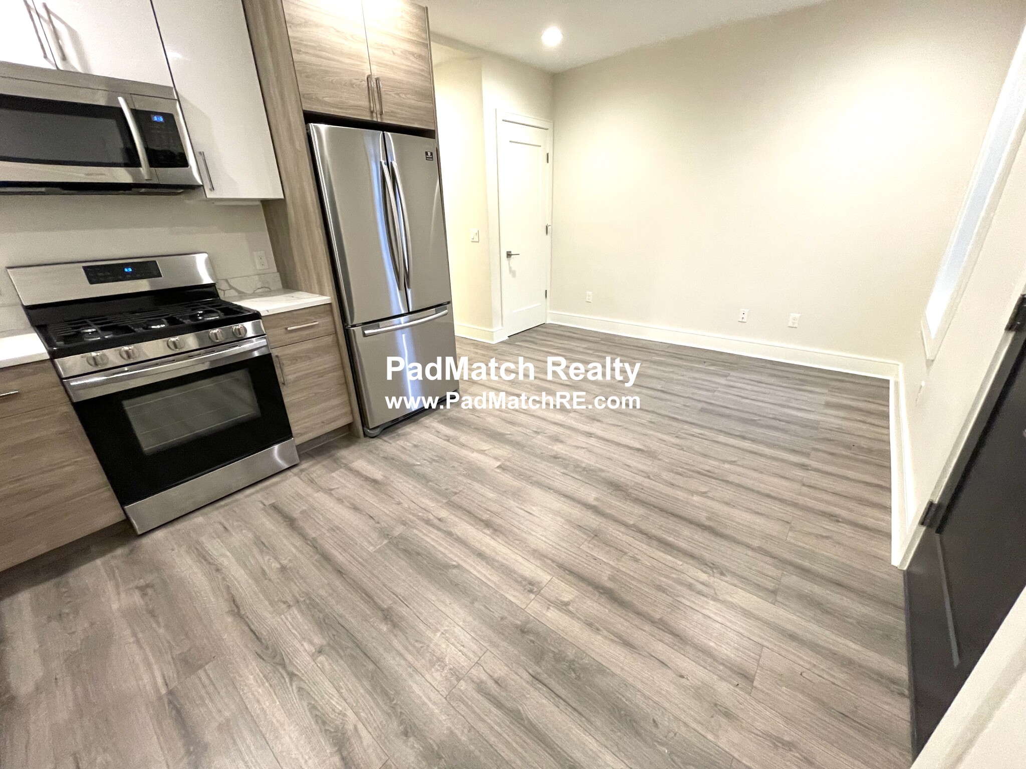 64 Chelsea St, East Boston