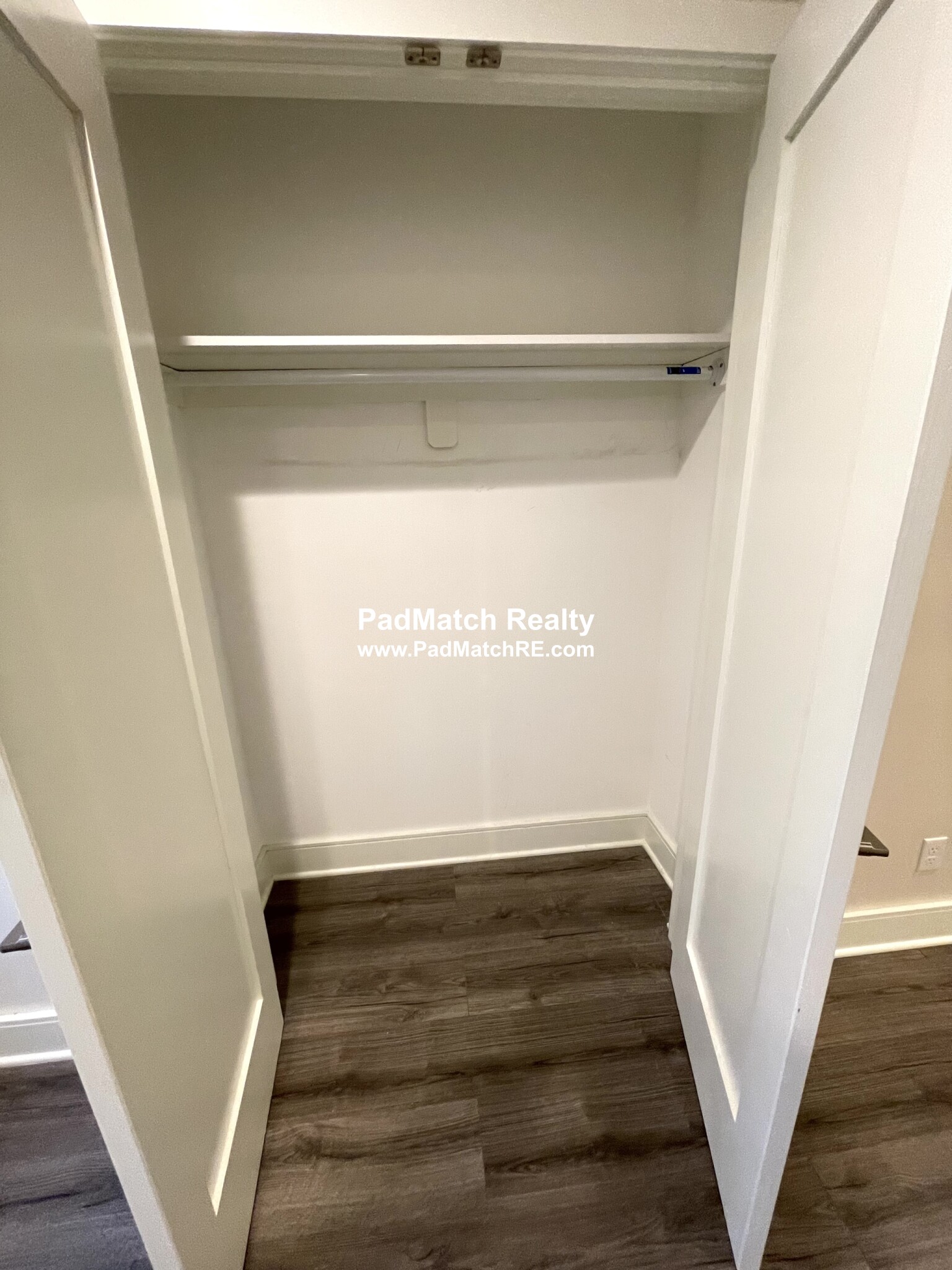 64 Chelsea St, East Boston