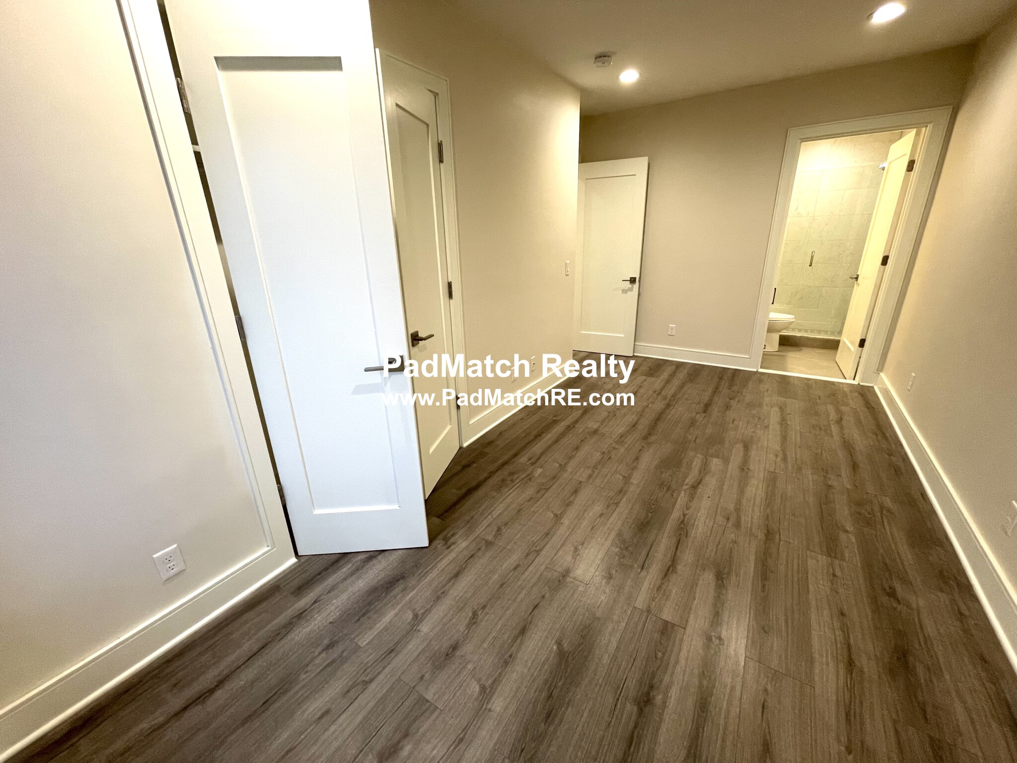 64 Chelsea St, East Boston