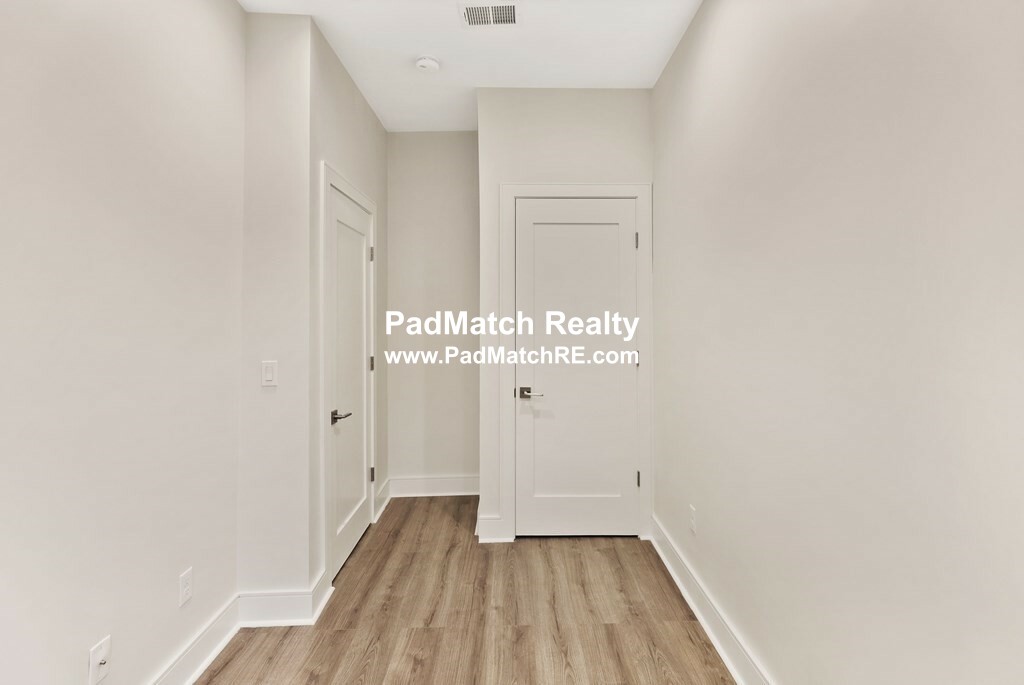 64 Chelsea St, East Boston