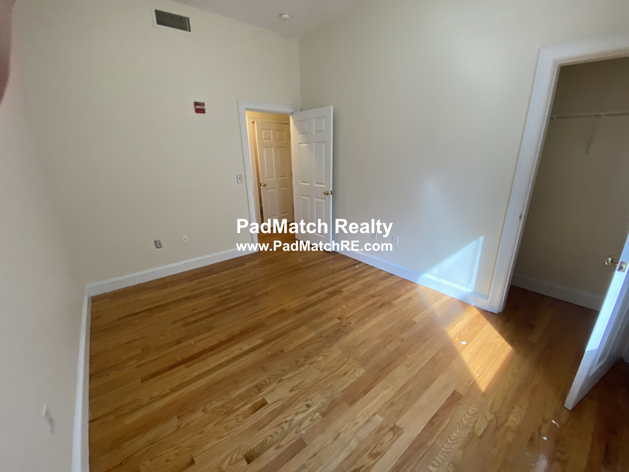 9 Gardner Ter, Allston