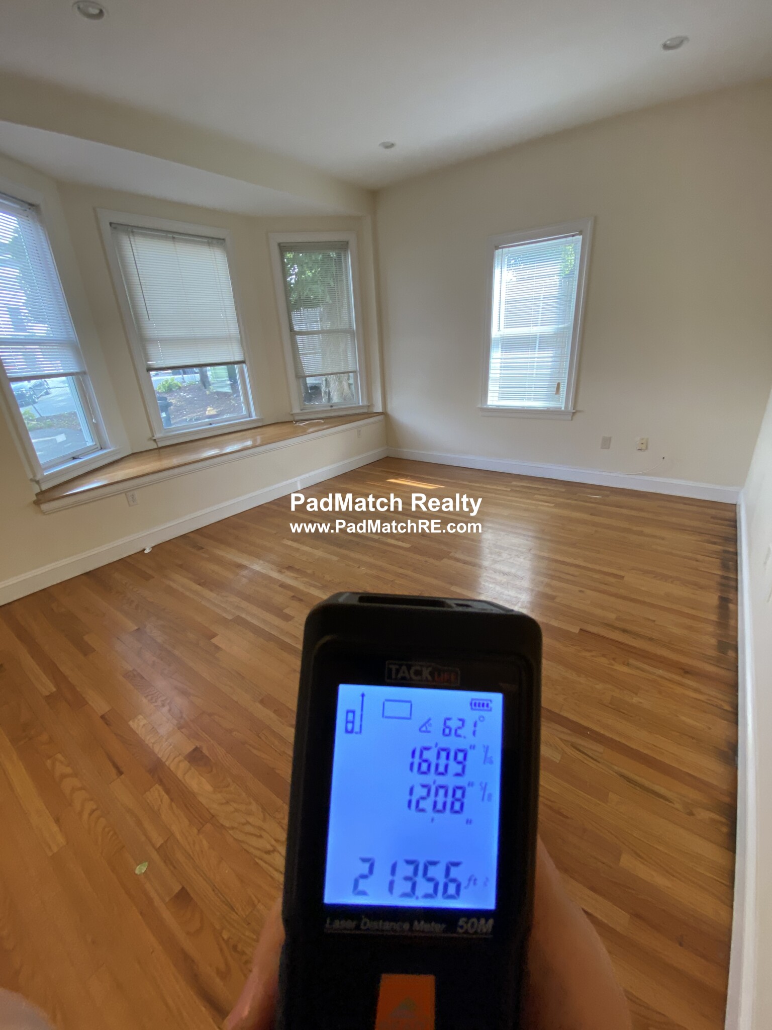 9 Gardner Ter, Allston