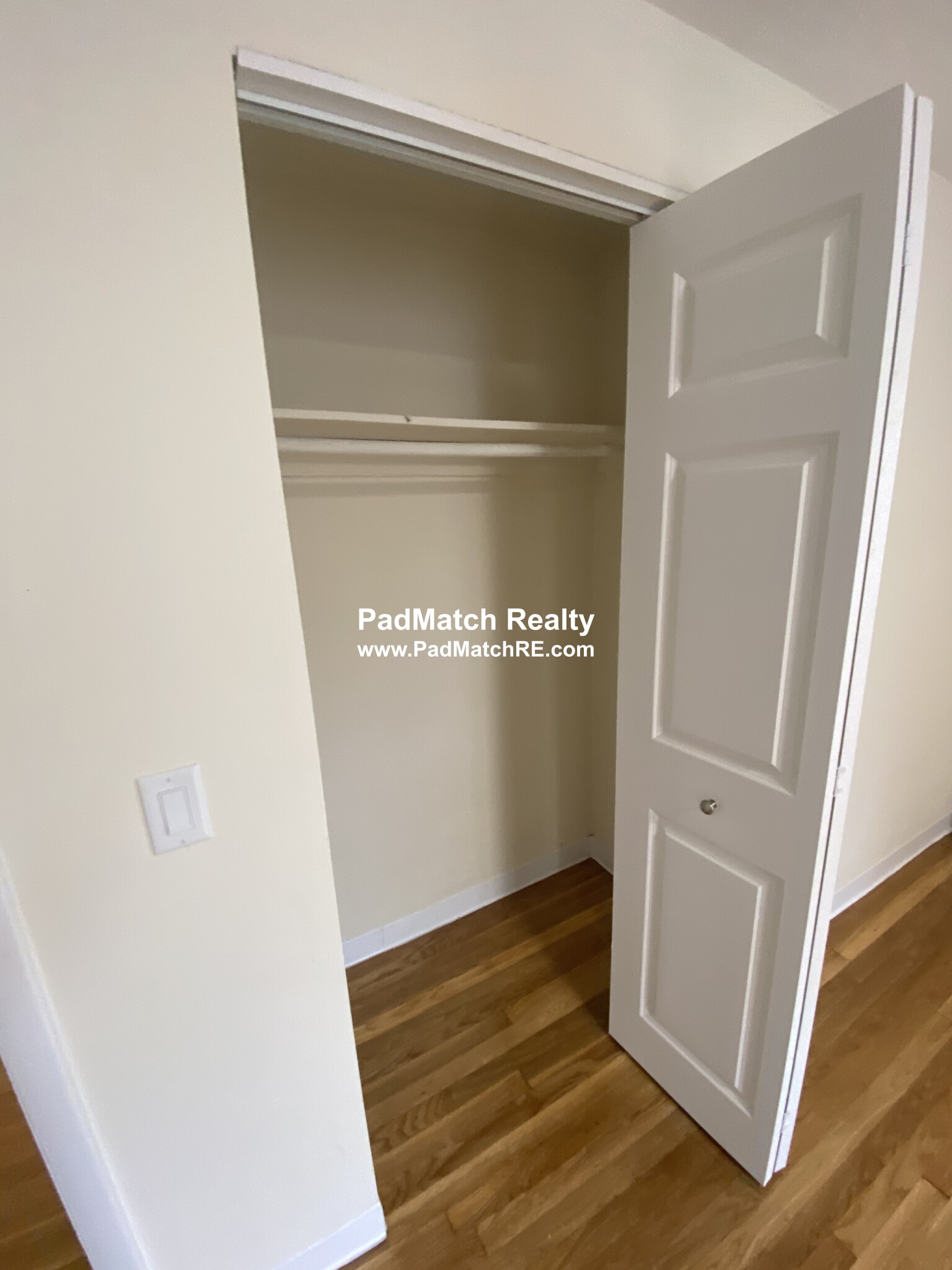 230 Babcock St, West End