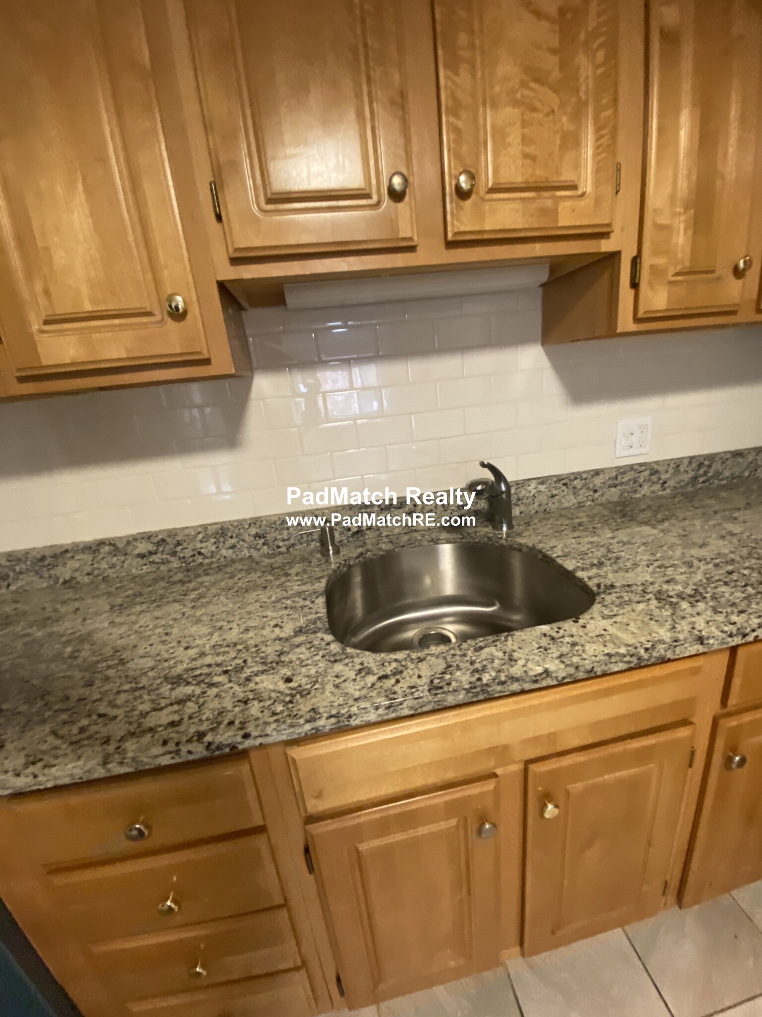 230 Babcock St, West End