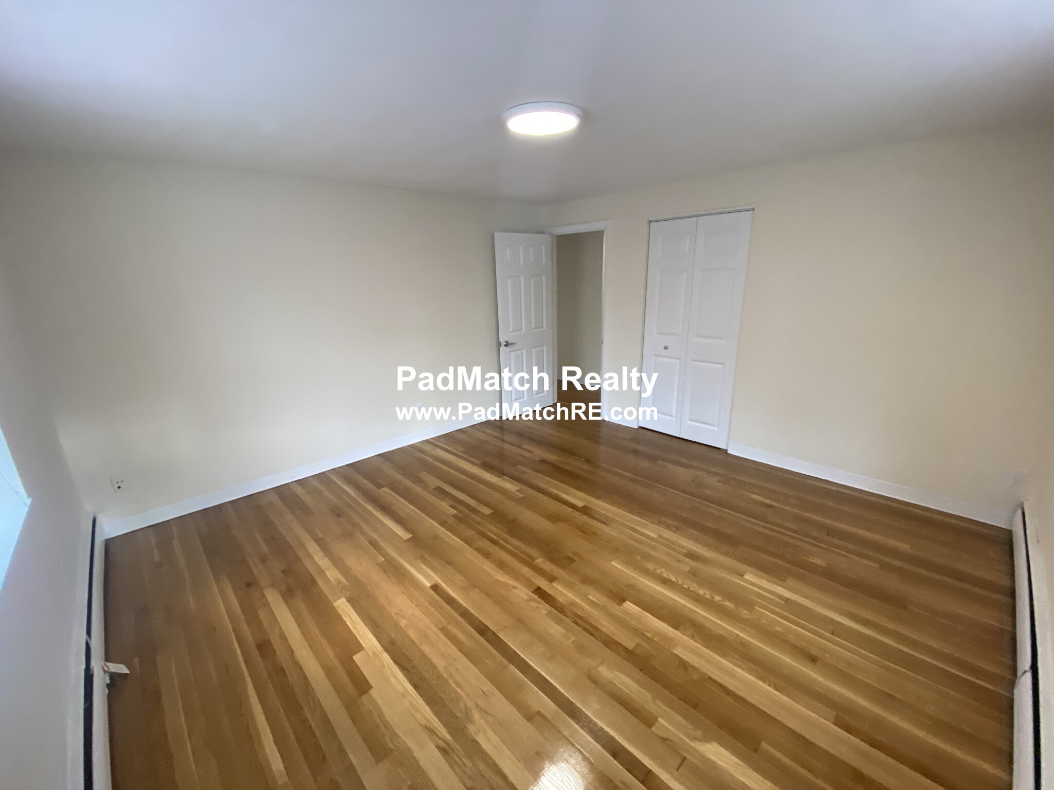 230 Babcock St, West End