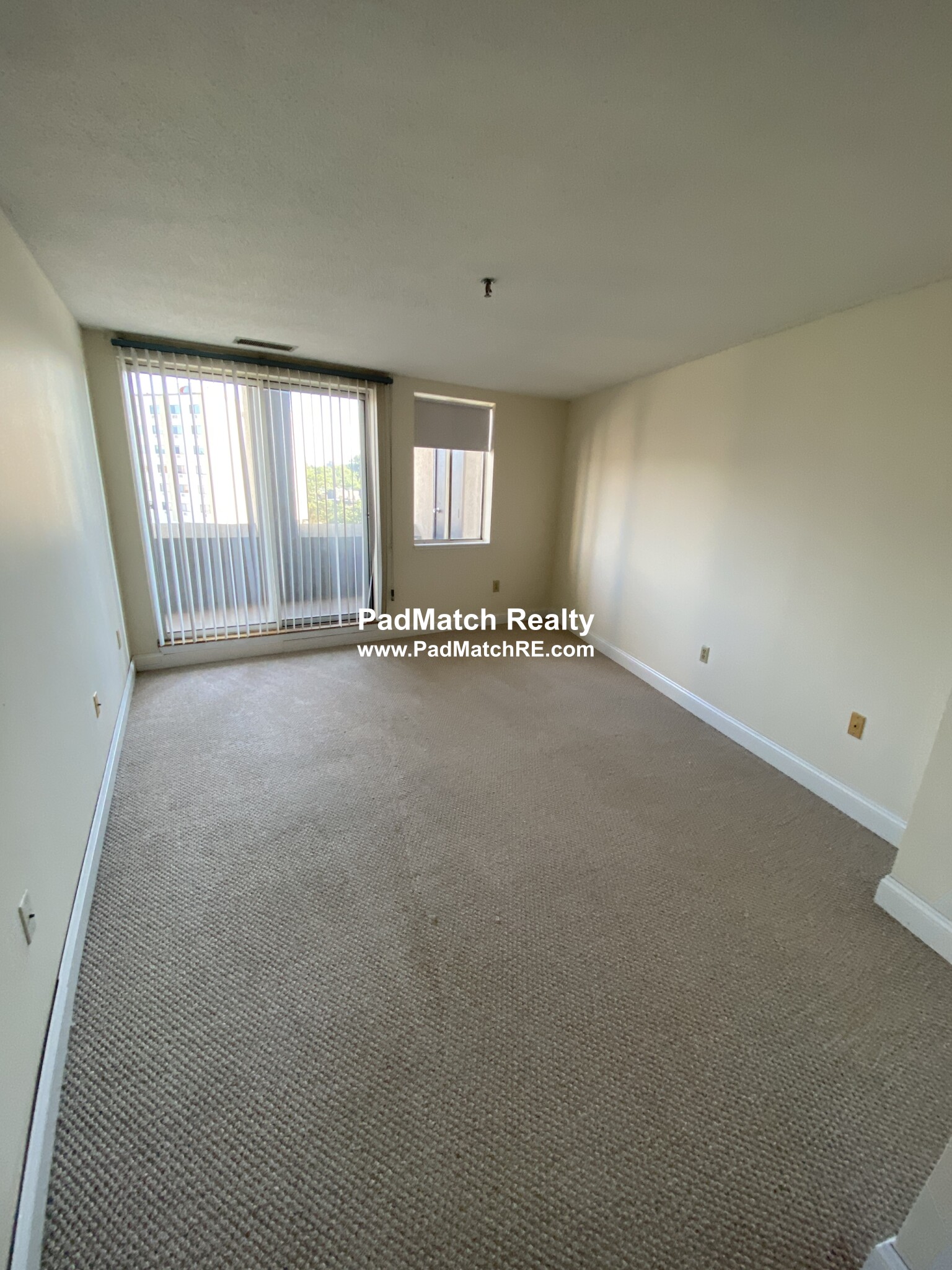 1079 Commonwealth Ave, Allston