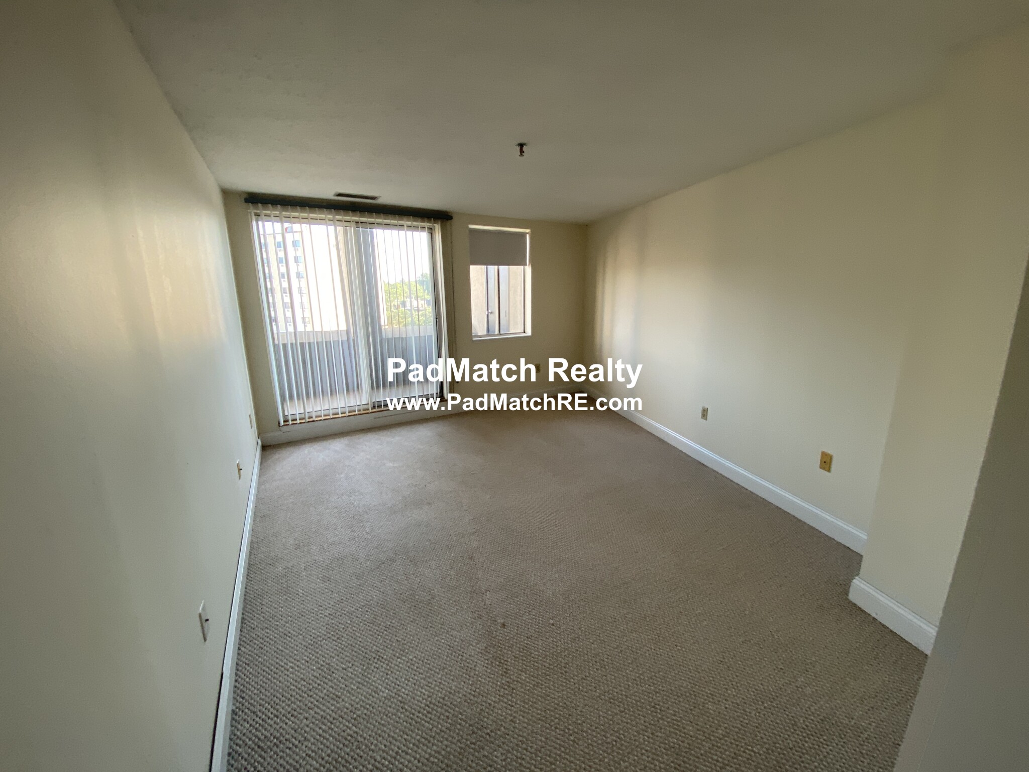 1079 Commonwealth Ave, Allston