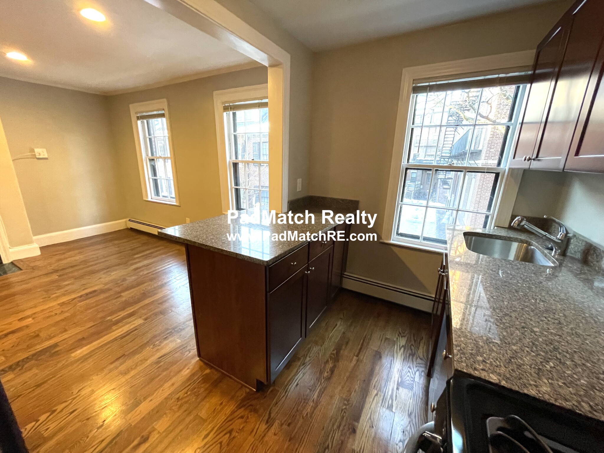 26 Fayette St, Back Bay