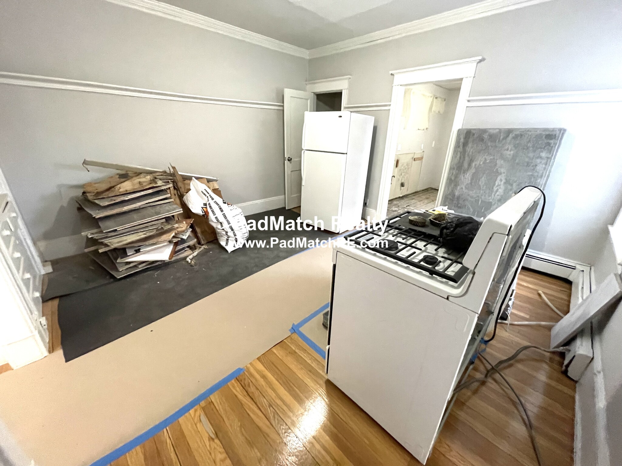 21 Quint Ave, Allston