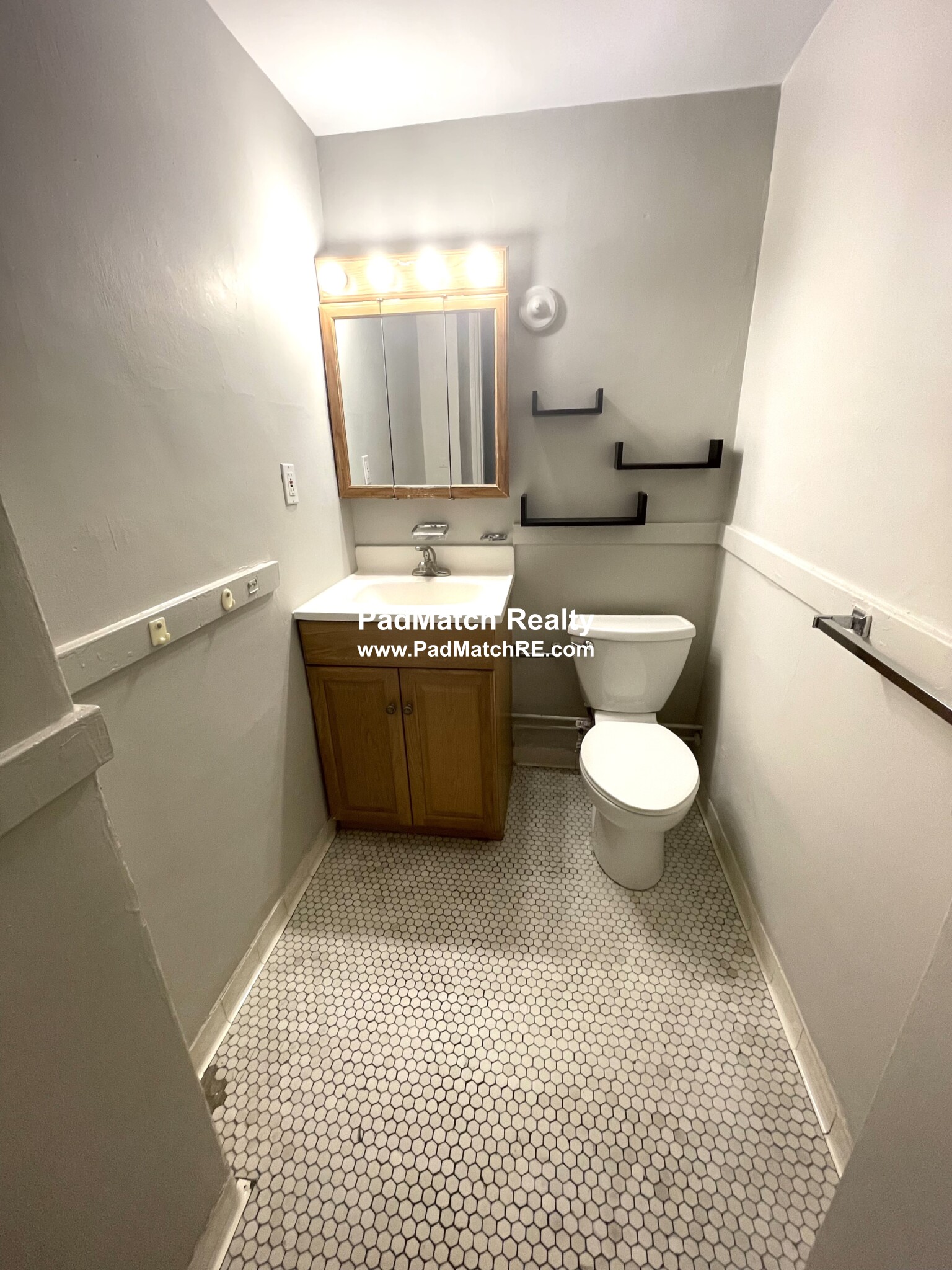 45 Bay State Rd, Fenway