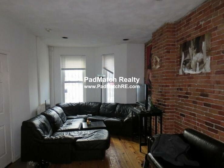 216 Hemenway St, Fenway