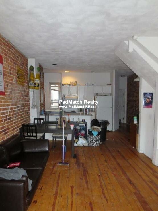 216 Hemenway St, Fenway