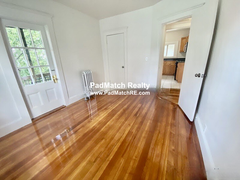 Photo 6 of 15-17 Boulevard Ter. Unit 17