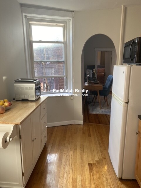 70 Joy St, Beacon Hill