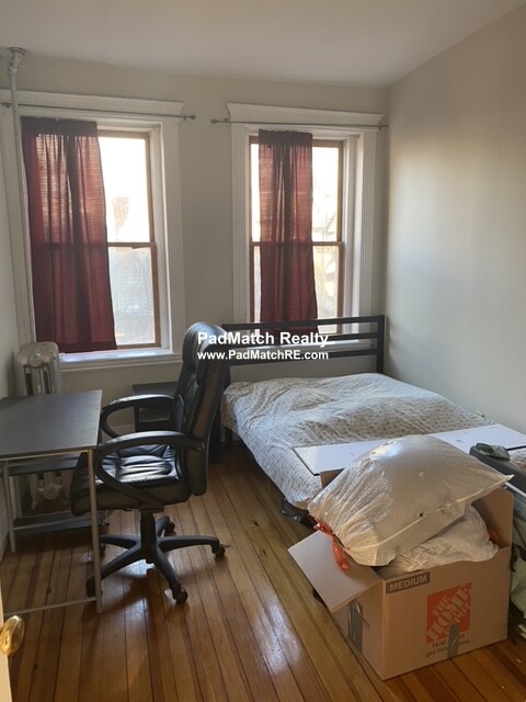 70 Joy St, Beacon Hill