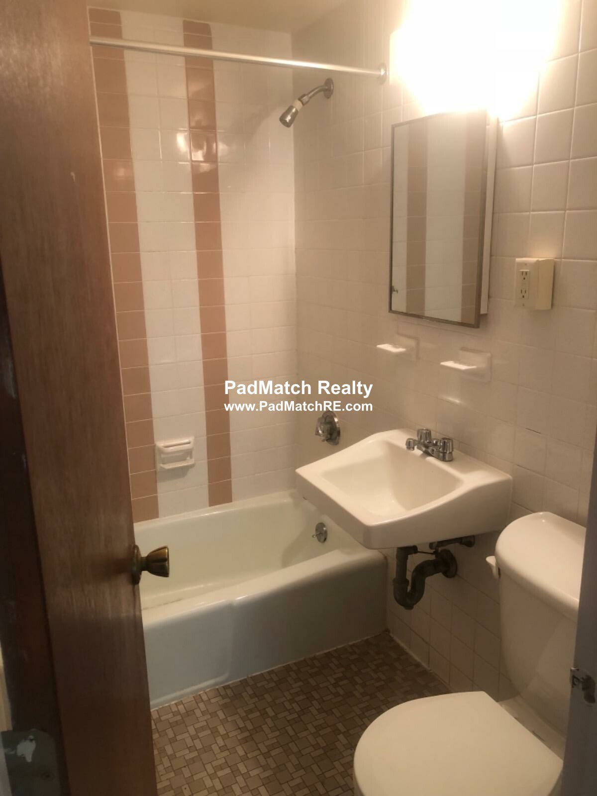 78 South Huntington Ave, Mission Hill