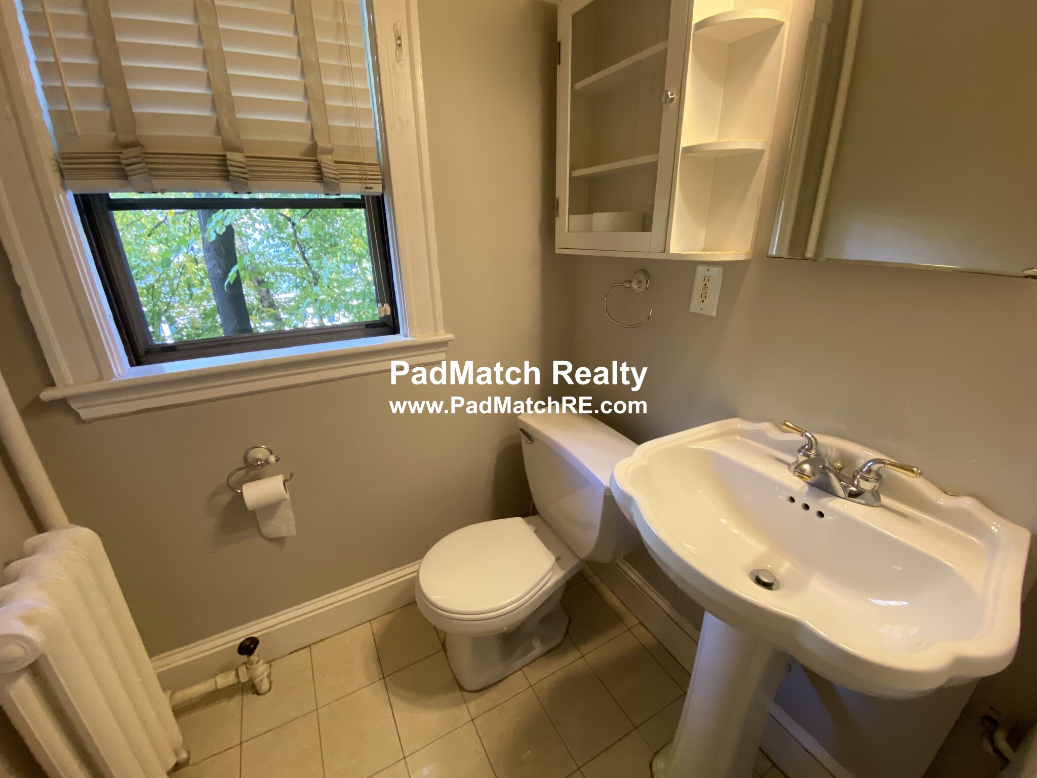 2 bed, 1 bath apartment for rent at 11 Story St Unit 27, Harvard Square — photo 17 of 18