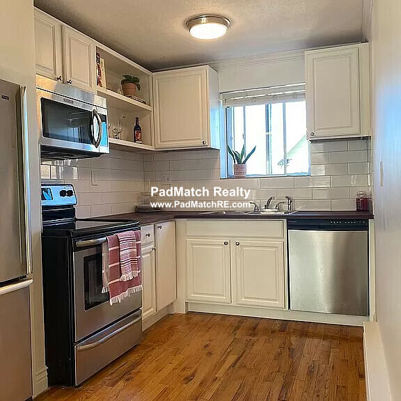 1 bed, 1 bath apartment for rent at 545 Adams St Unit 3, Dorchester — photo 5 of 11