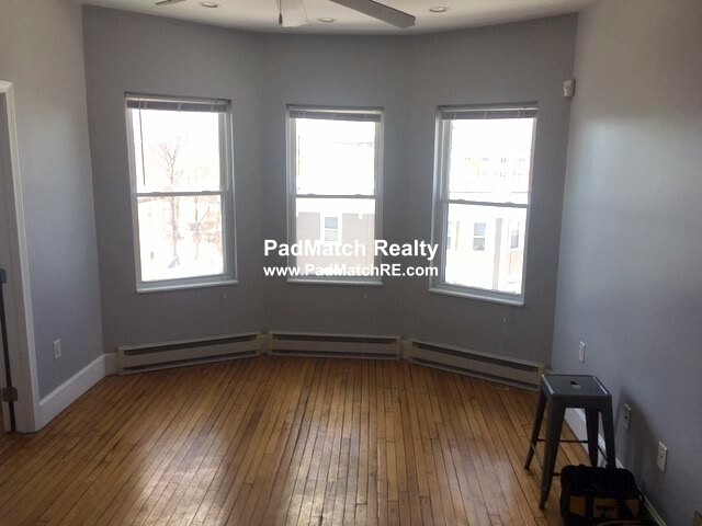 1 Centre Street Ter, Roxbury