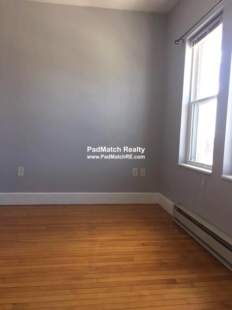 1 Centre Street Ter, Roxbury