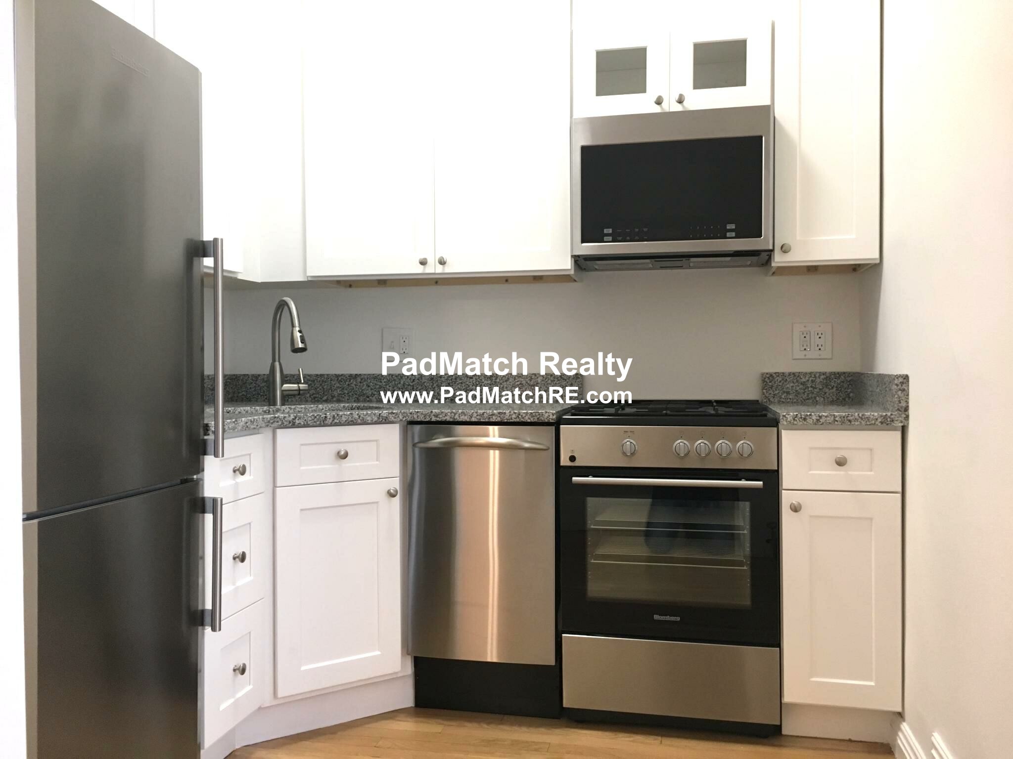 290 Commonwealth Ave, Back Bay