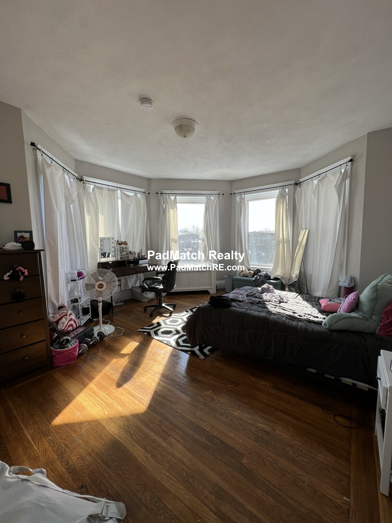 1082 Commonwealth Ave, Allston