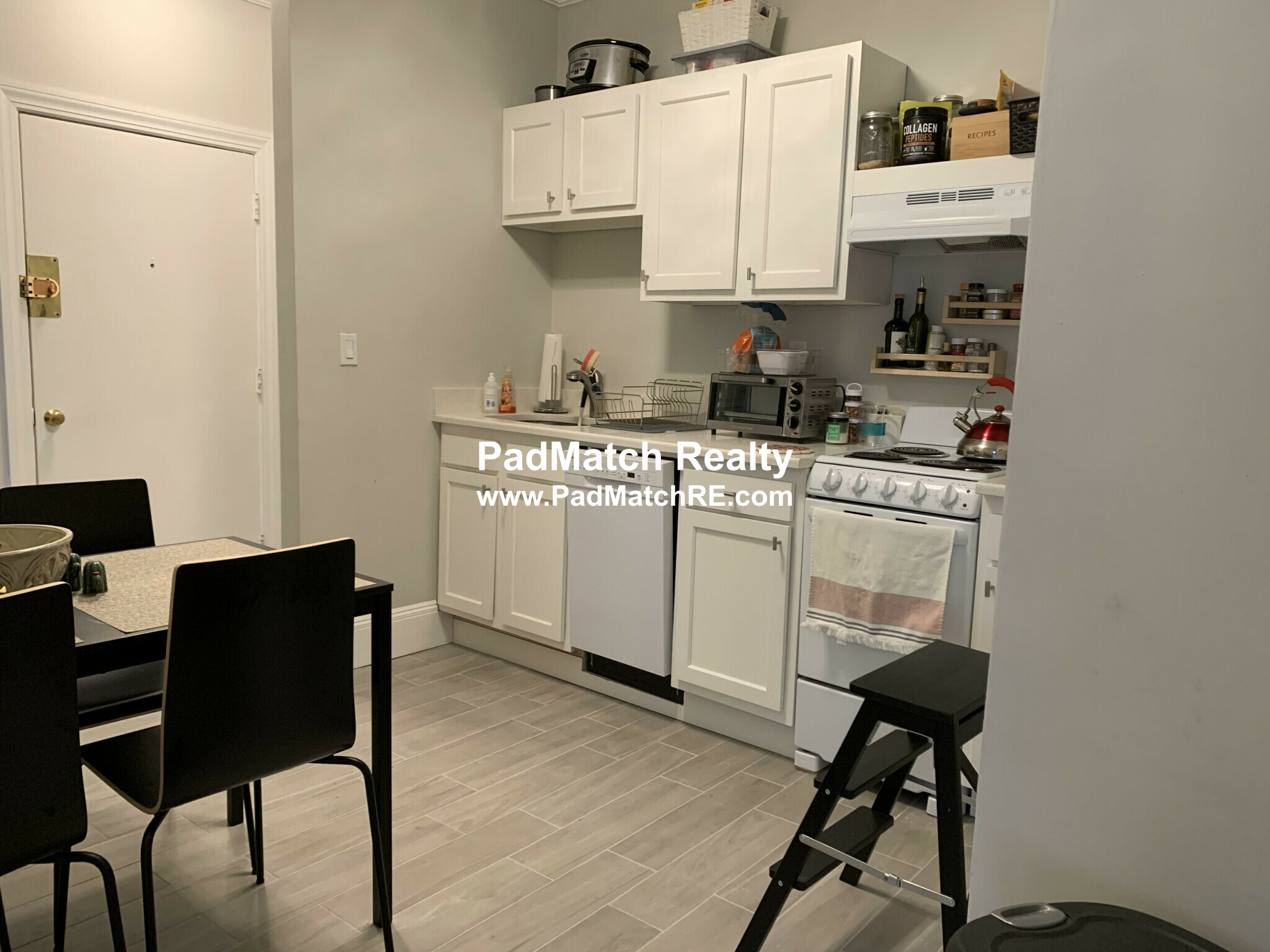 1082 Commonwealth Ave, Allston