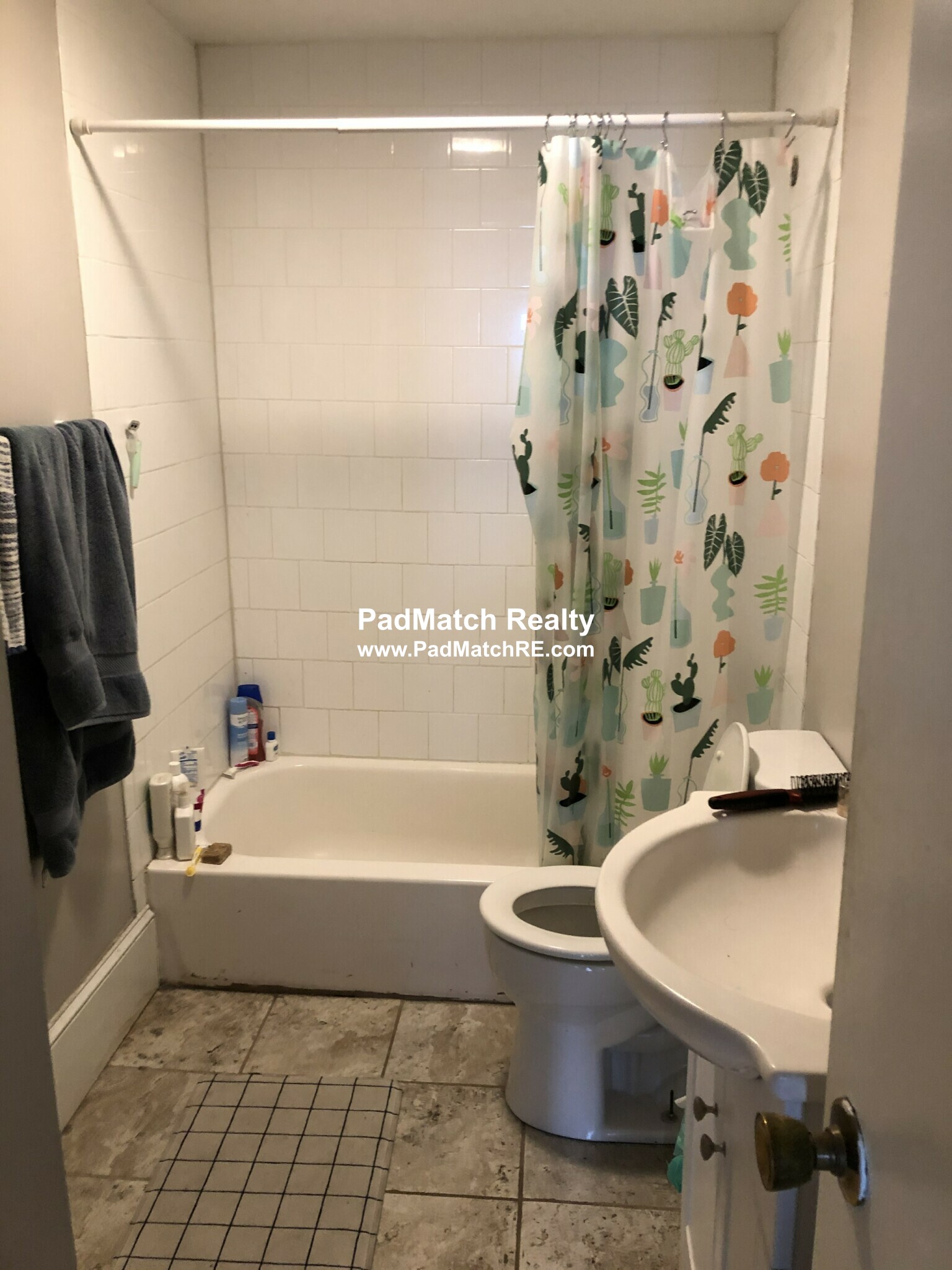 1082 Commonwealth Ave, Allston